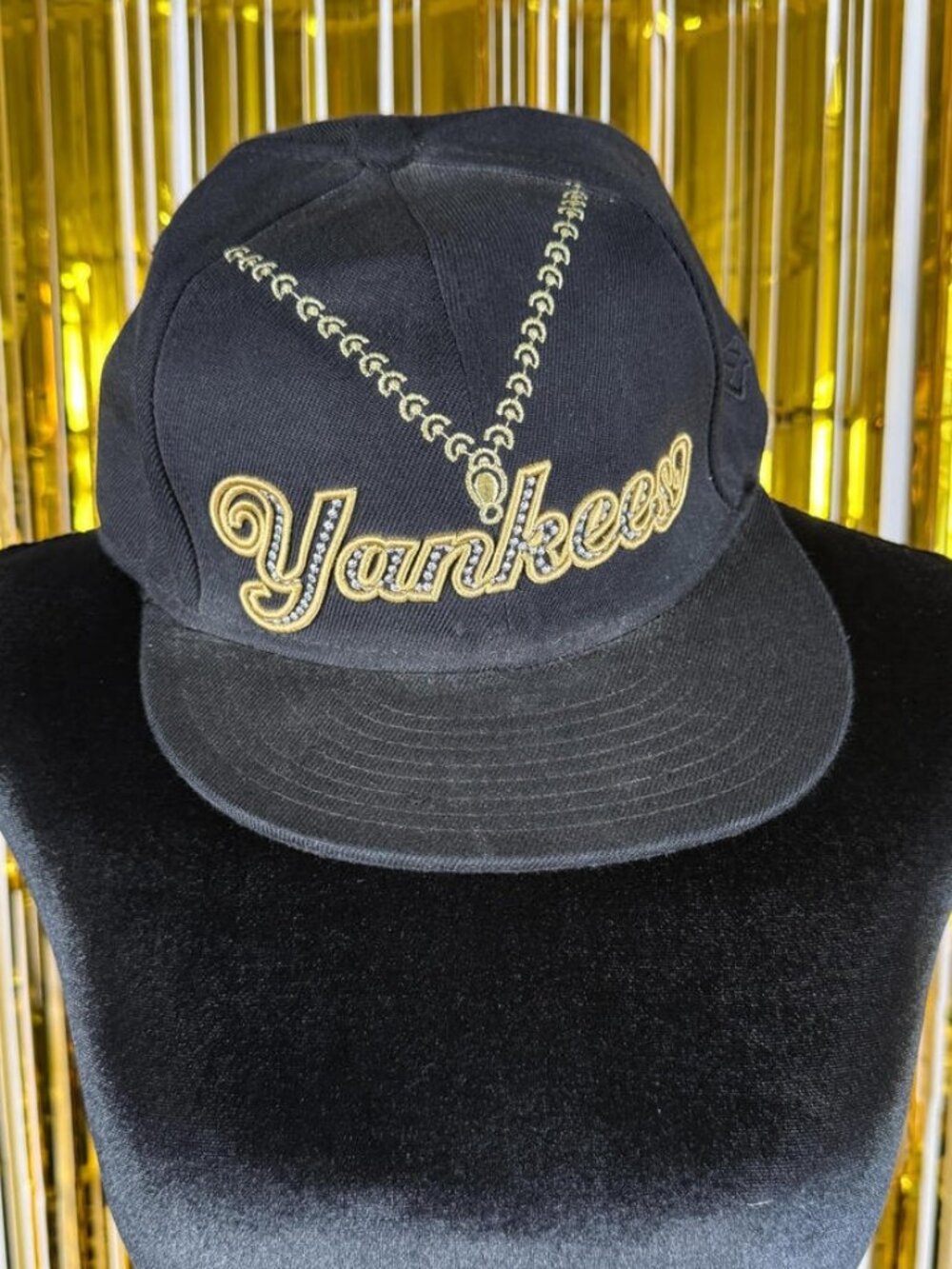 Y2K New Era New York Yankees Cap‎ Black Gold Embroidered Chain Logo Hat 7 3/8